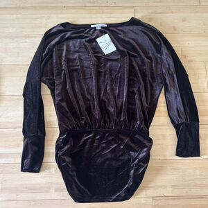 Boston proper medium velvet top